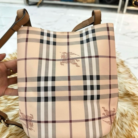 Burberry Lorne - Picture 4 of 6